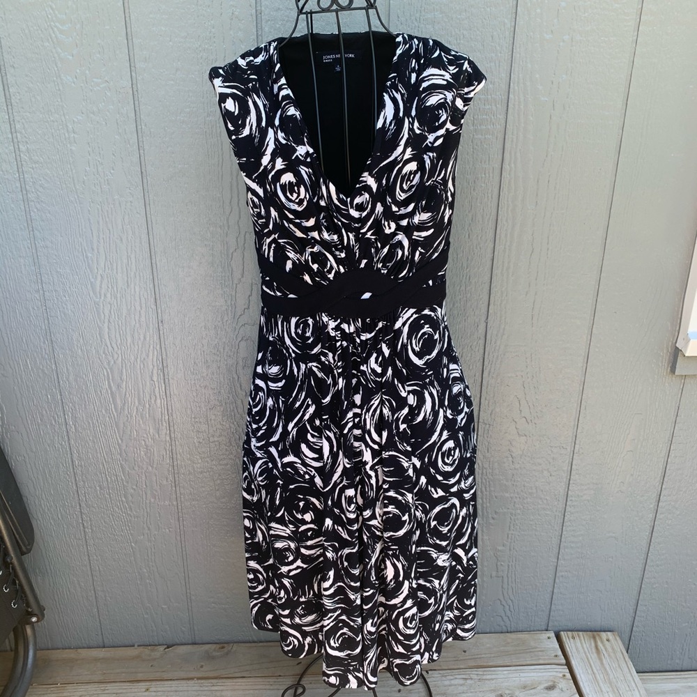 Black and white Jones New York Dress